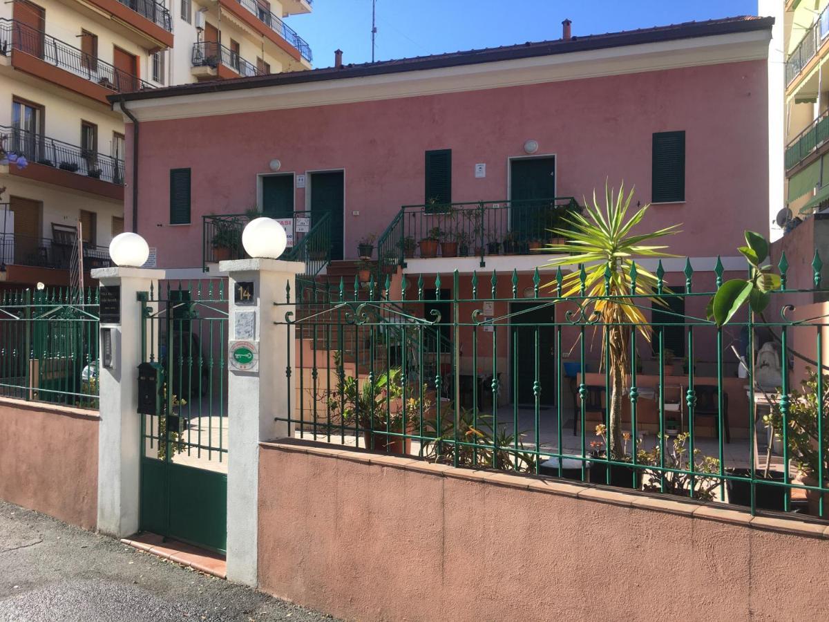 Villamareblu Ventimiglia Eksteriør billede