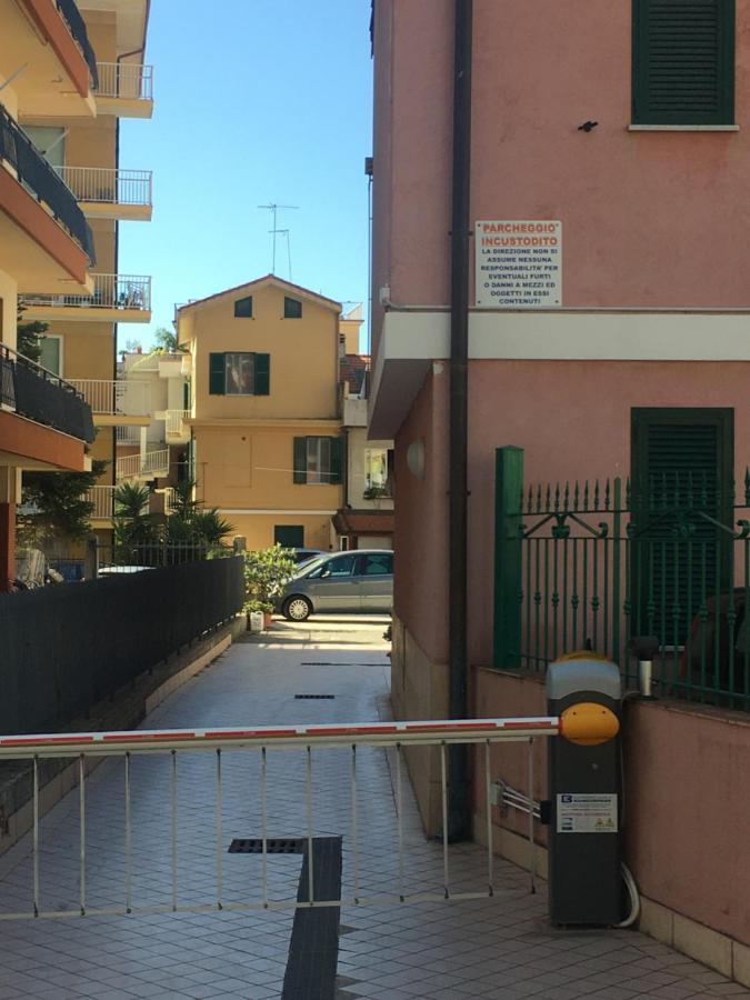 Villamareblu Ventimiglia Eksteriør billede
