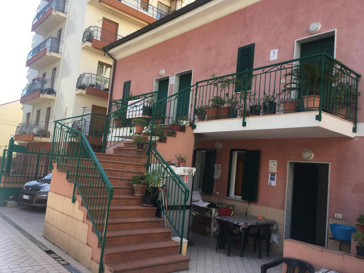 Villamareblu Ventimiglia Eksteriør billede