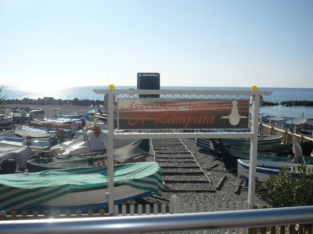 Villamareblu Ventimiglia Eksteriør billede