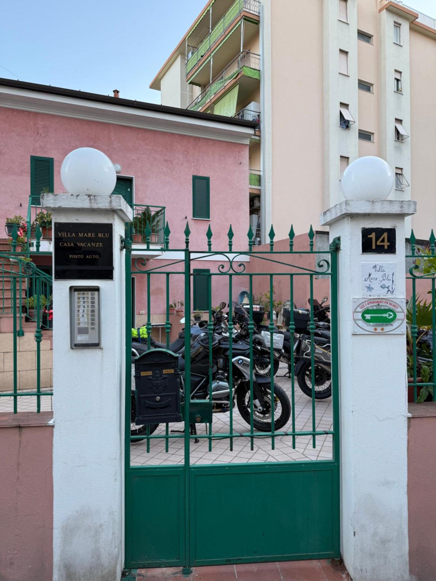 Villamareblu Ventimiglia Eksteriør billede