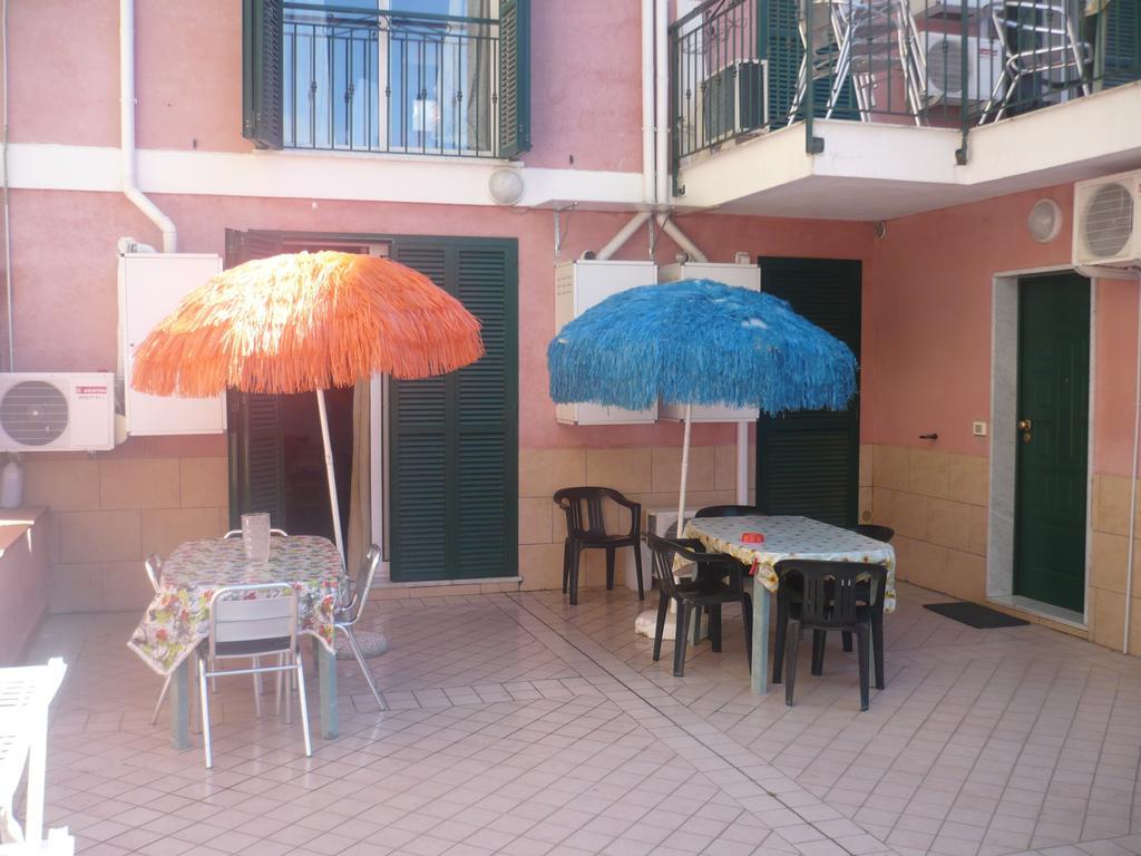 Villamareblu Ventimiglia Værelse billede