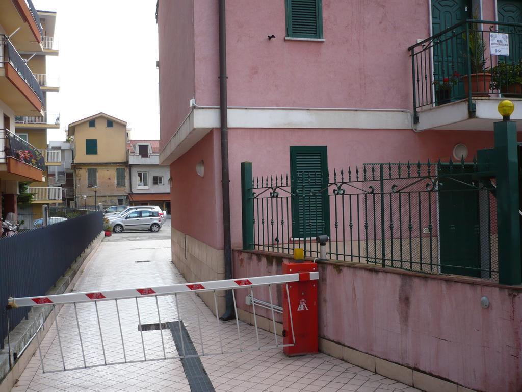 Villamareblu Ventimiglia Eksteriør billede